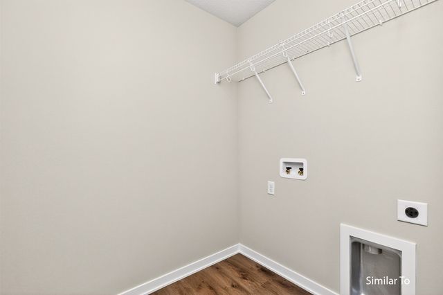 6530 NE 11th Court, Des Moines, IA 50313