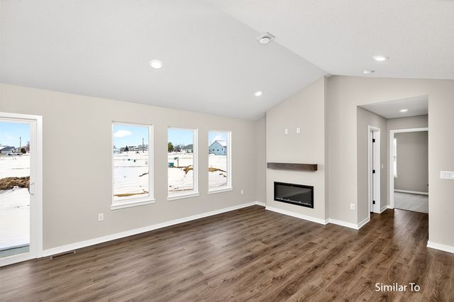 6530 NE 11th Court, Des Moines, IA 50313