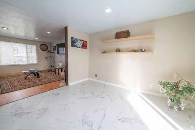 1430 E 8685 S, Sandy, UT 84093