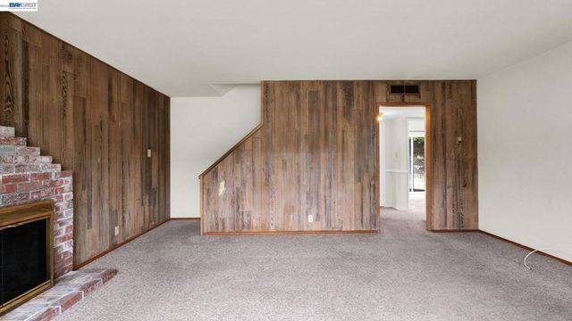 2457 2457 Ramona St, Pinole, CA 94564