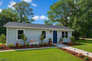 5363 Carolina AVE, Naples, FL 34113