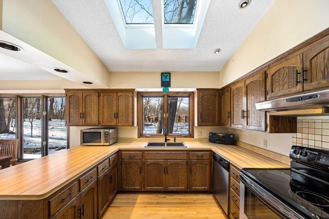 5210 Shady Lane, Excelsior, MN 55331