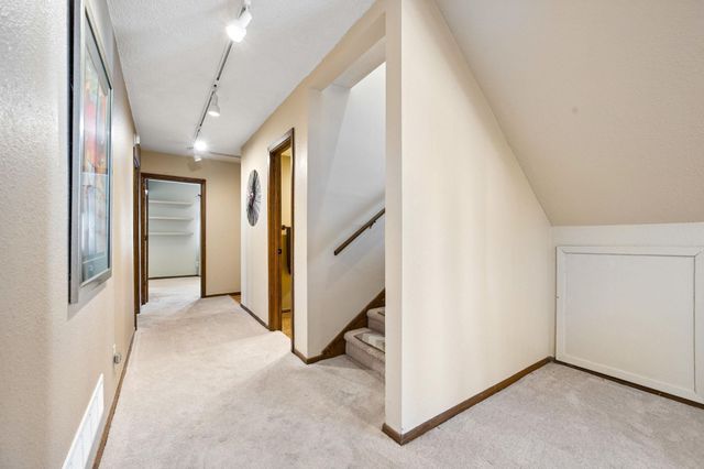 5210 Shady Lane, Excelsior, MN 55331