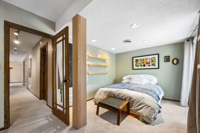 5210 Shady Lane, Excelsior, MN 55331