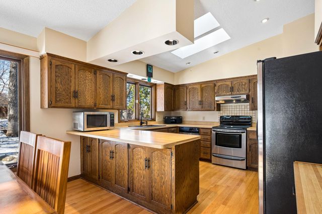 5210 Shady Lane, Excelsior, MN 55331