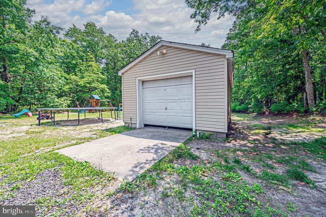 1424 W POINT AVE, Mays Landing, NJ 08330