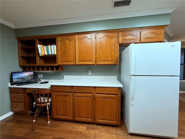 2300 Memorial Pkwy, Portland, TX 78374