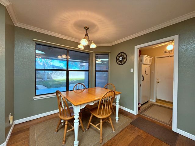 2300 Memorial Pkwy, Portland, TX 78374