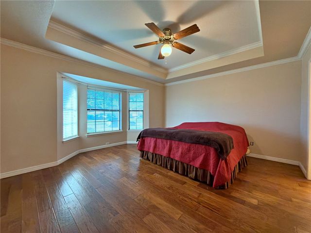 2300 Memorial Pkwy, Portland, TX 78374