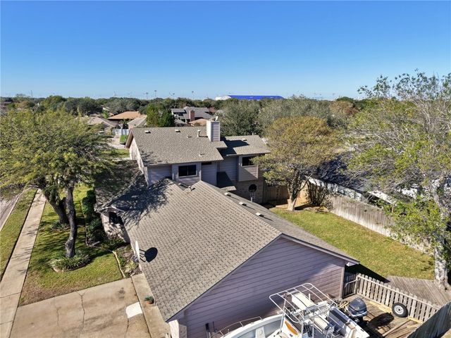 2300 Memorial Pkwy, Portland, TX 78374