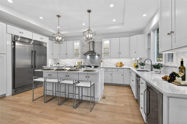 5 Pepperday Avenue, Port Washington, NY 11050