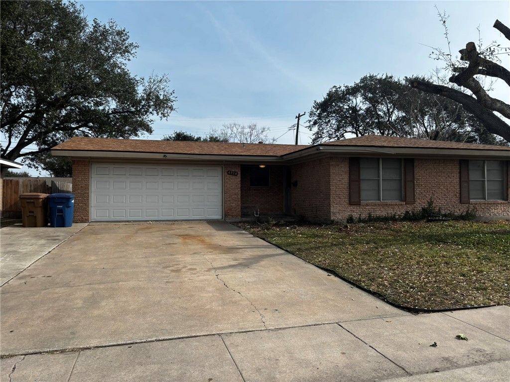 4914 Arlene Dr, Corpus Christi, TX 78411