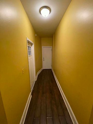 6835 S Calumet Avenue, Chicago, IL 60637