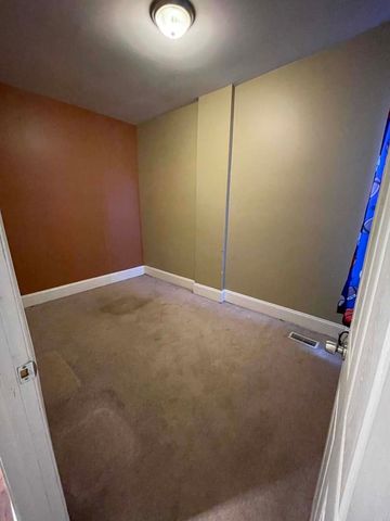 6835 S Calumet Avenue, Chicago, IL 60637