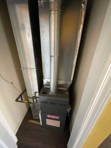 6835 S Calumet Avenue, Chicago, IL 60637