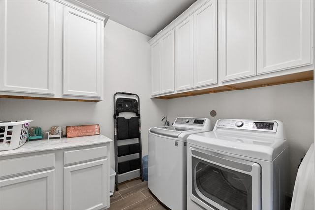 1300 Menard Avenue, Seabrook, TX 77586