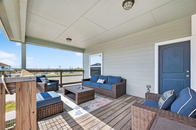 1300 Menard Avenue, Seabrook, TX 77586