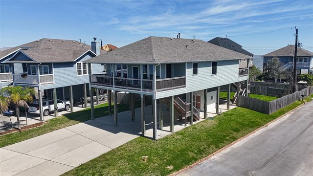 1300 Menard Avenue, Seabrook, TX 77586