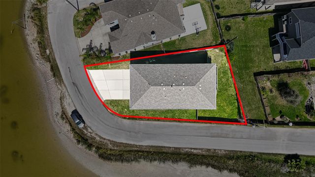 1300 Menard Avenue, Seabrook, TX 77586