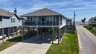 1300 Menard Avenue, Seabrook, TX 77586
