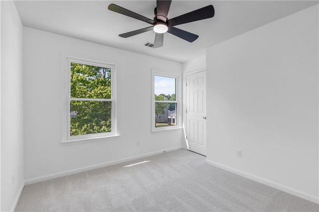 375 Darter Pointe NW, Kennesaw, GA 30144