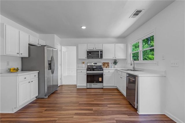 375 Darter Pointe NW, Kennesaw, GA 30144
