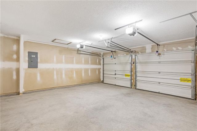 375 Darter Pointe NW, Kennesaw, GA 30144