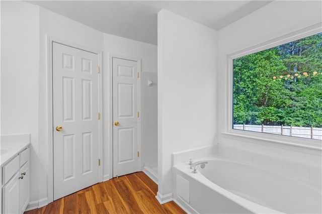 375 Darter Pointe NW, Kennesaw, GA 30144