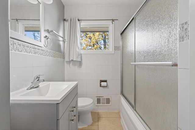 8114 Emerson Avenue S, Bloomington, MN 55420