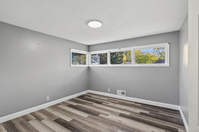 8114 Emerson Avenue S, Bloomington, MN 55420