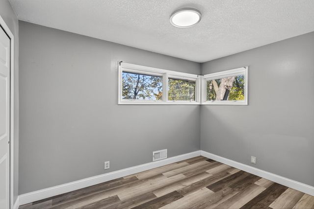 8114 Emerson Avenue S, Bloomington, MN 55420