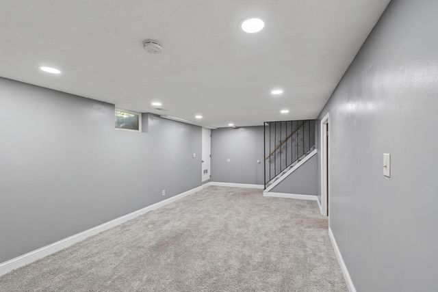 8114 Emerson Avenue S, Bloomington, MN 55420