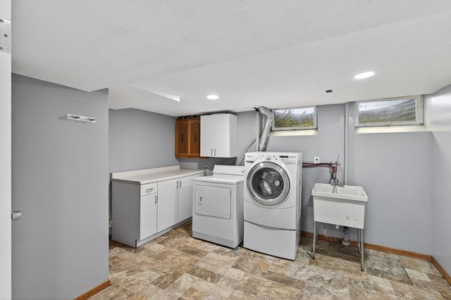 8114 Emerson Avenue S, Bloomington, MN 55420