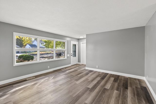 8114 Emerson Avenue S, Bloomington, MN 55420