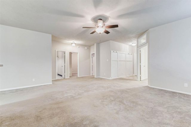 814 Mills Creek Lane, La Marque, TX 77568