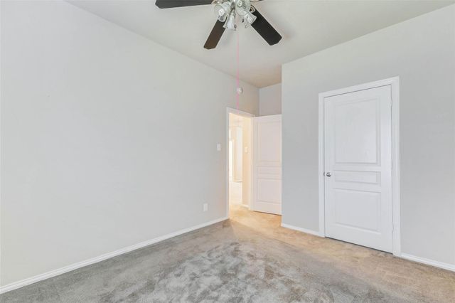 814 Mills Creek Lane, La Marque, TX 77568