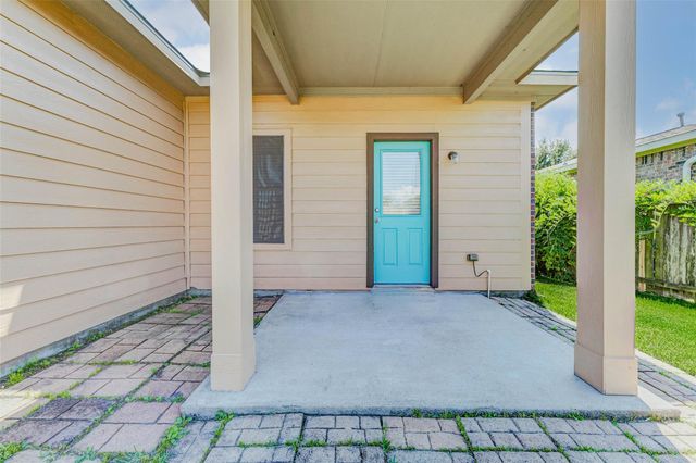 814 Mills Creek Lane, La Marque, TX 77568