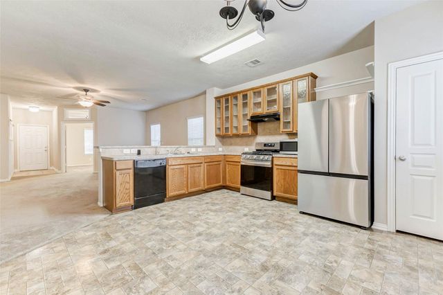 814 Mills Creek Lane, La Marque, TX 77568