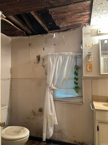 403 Seventh, Mena, AR 71953