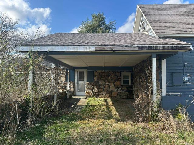 403 Seventh, Mena, AR 71953