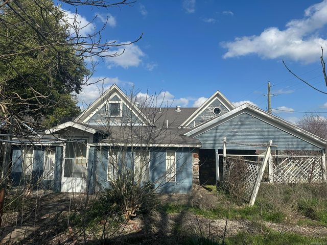 403 Seventh, Mena, AR 71953