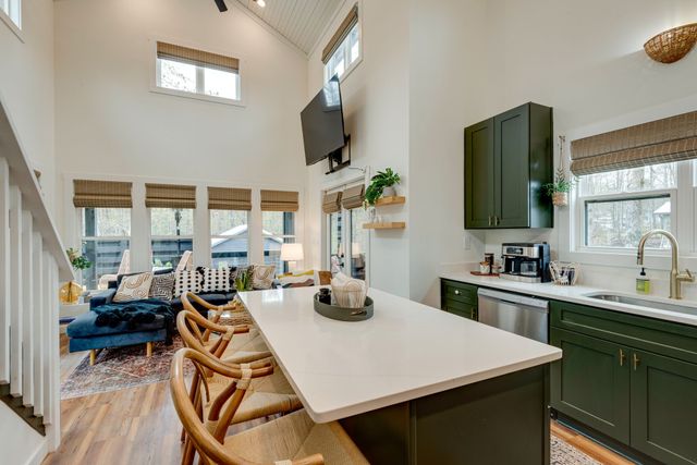 92 Hemlock Cv, Tracy City, TN 37387