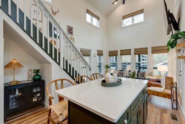 92 Hemlock Cv, Tracy City, TN 37387