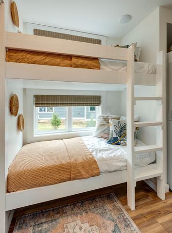 92 Hemlock Cv, Tracy City, TN 37387