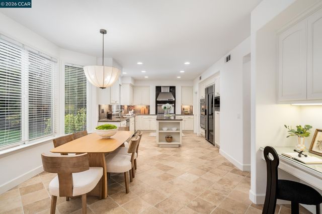 298 Sullivan Ct, Pleasanton, CA 94566