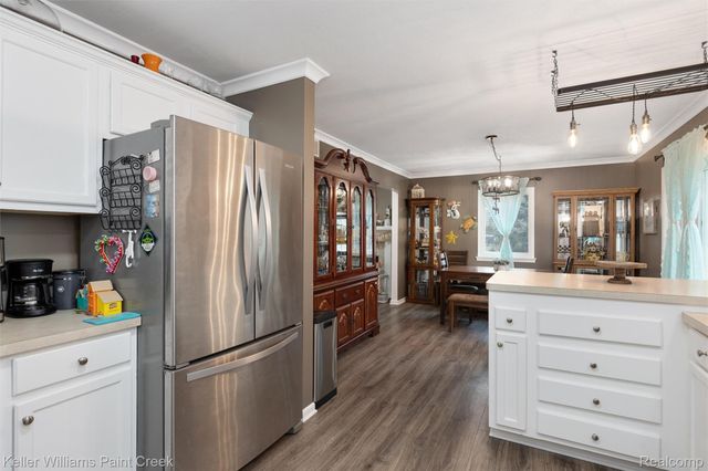 2456 Spartans Trail, Hamburg Township, MI 48169