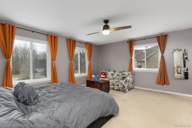 2456 Spartans Trail, Hamburg Township, MI 48169