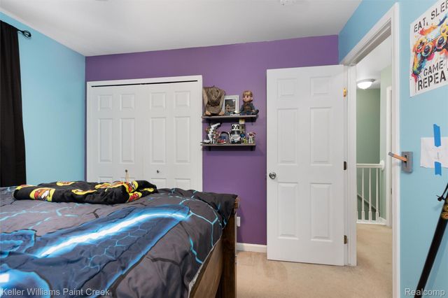 2456 Spartans Trail, Hamburg Township, MI 48169