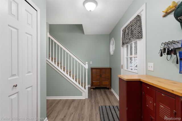 2456 Spartans Trail, Hamburg Township, MI 48169