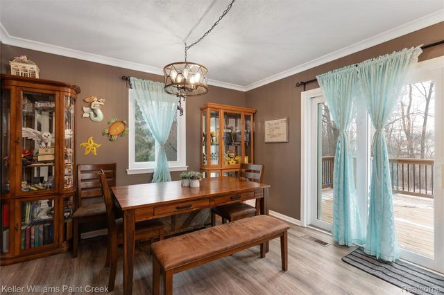 2456 Spartans Trail, Hamburg Township, MI 48169